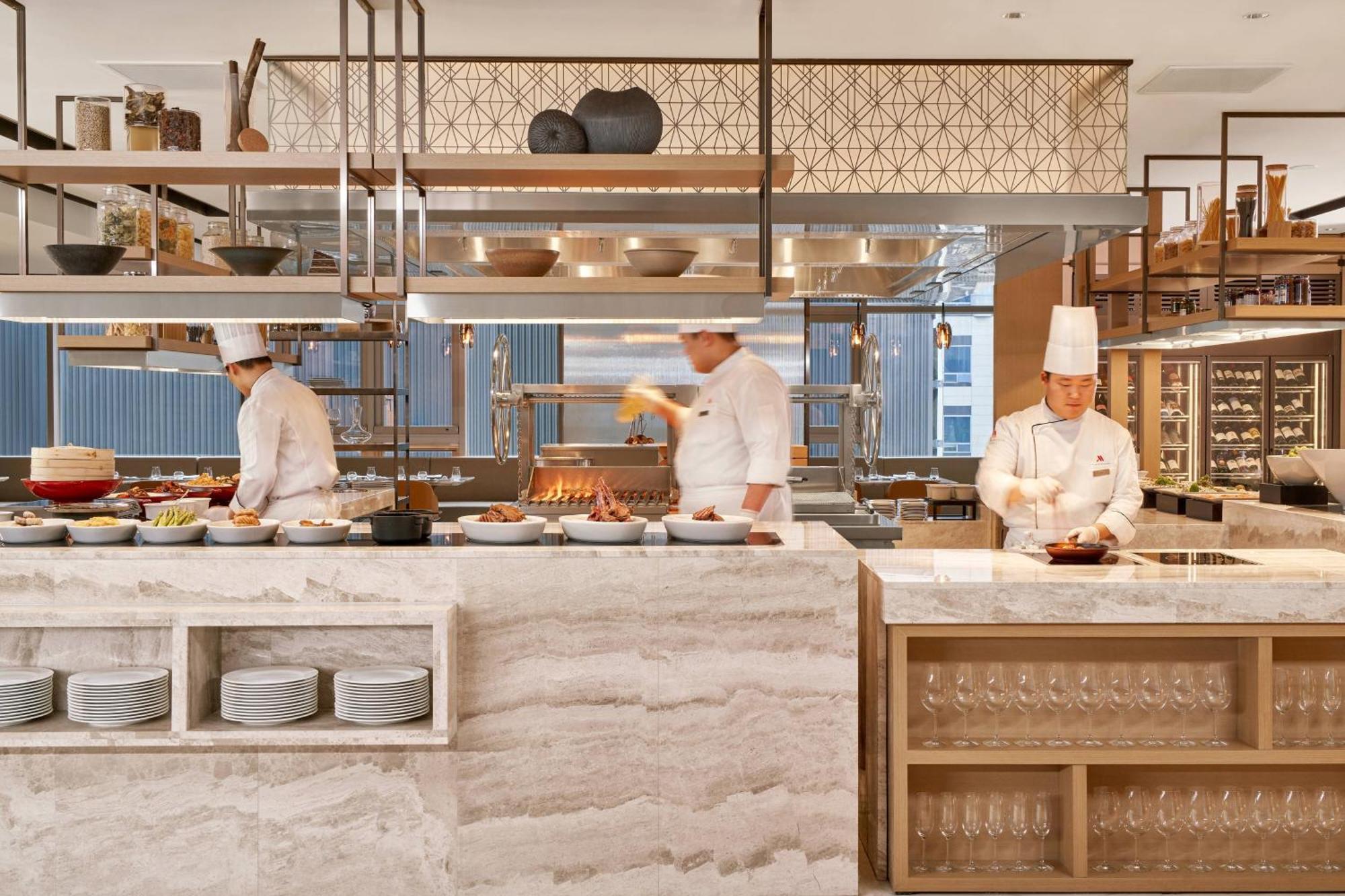 Marriott Hotel 5*